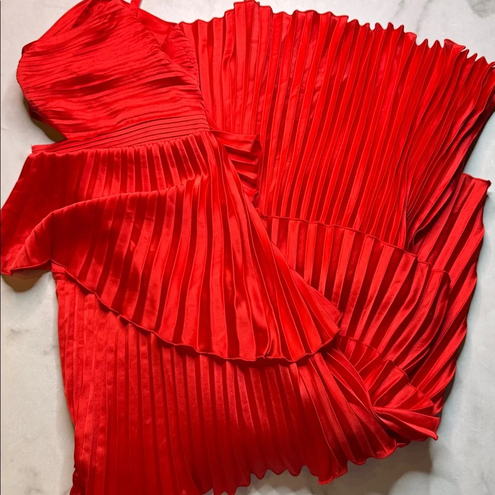 Abercrombie & Fitch Giselle Pleated Maxi Dress